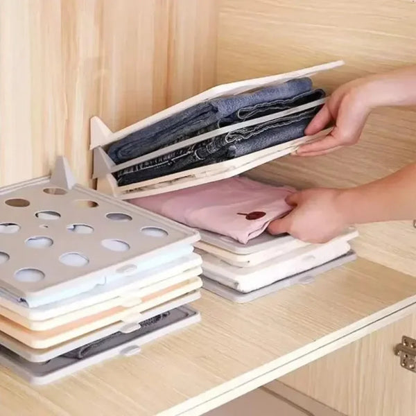 Stackable Cloths Organizer Boards