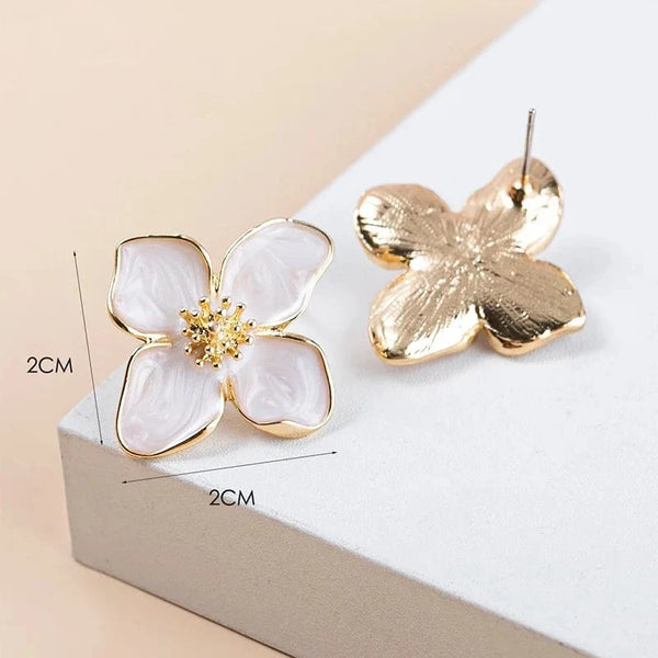 SearchFindOrder AEH83061 Floral Stud Earrings
