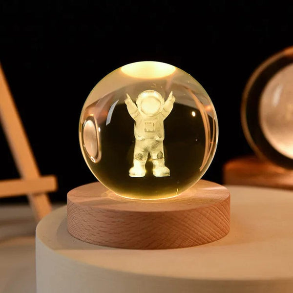 SearchFindOrder Astronaut / 6cm with base 3D Crystal Planet Night Light
